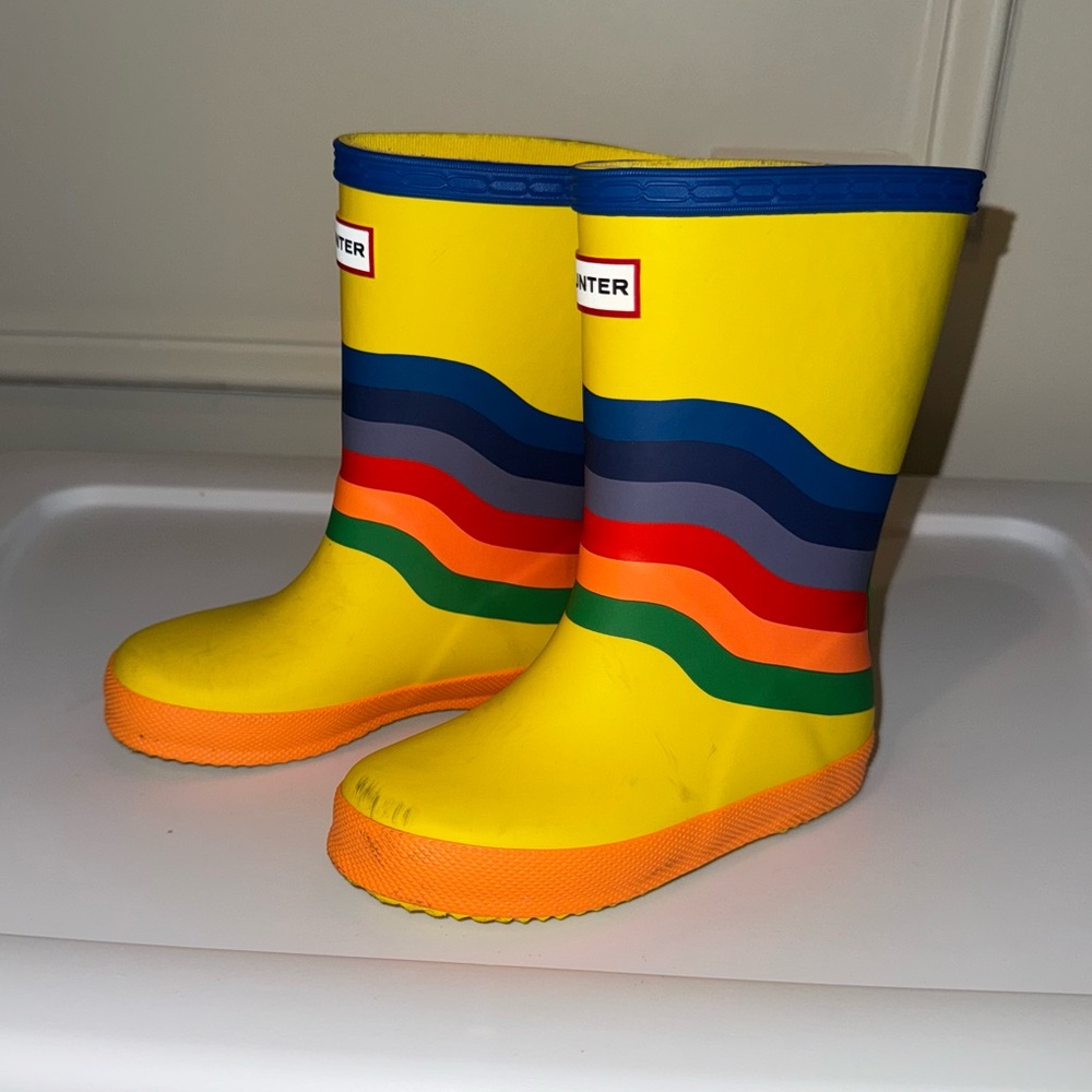 Hunter Kids First Vibrant Yellow Rain Boot - Picture 2 of 6